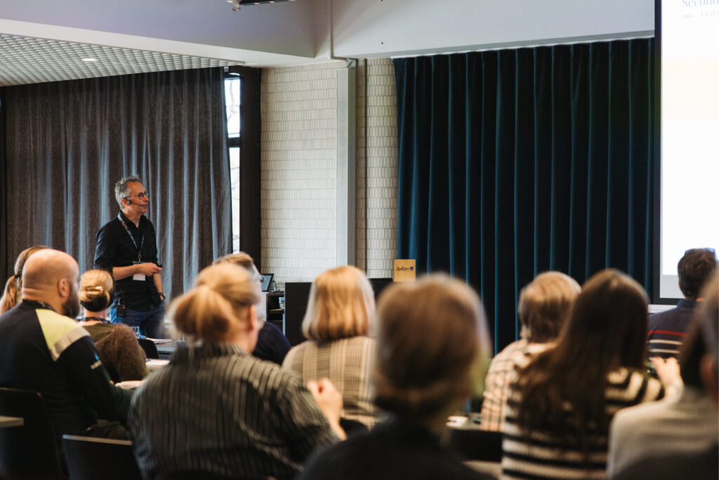 Top Analytica's 5th Microscopy & Microanalysis Workshop 2025, Sven Kayser, IONTOF