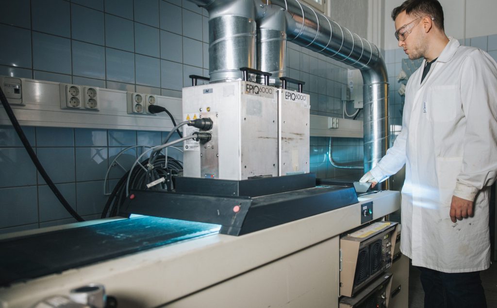 UV Curing Conveyor and researcher Kent Bergman